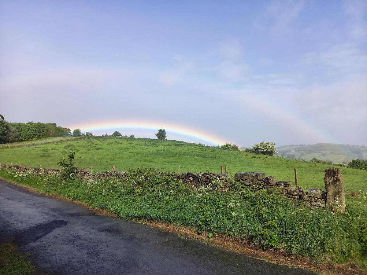 Lane End Cottage Holmfirth - Panoramic Views, Modernised With Offroad Parking Exterior photo